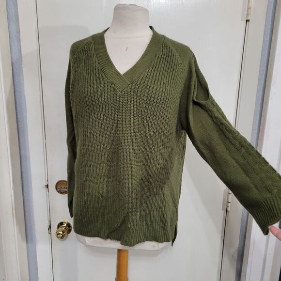 Moral fiber sweater - Picture 10 of 12